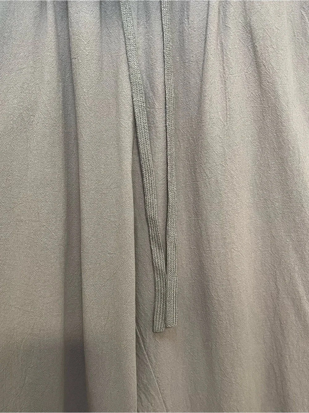Men's Neutral Gray Elastic-Waist Joggers with Drawstring